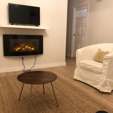 La Casita De El Montan Baja Aparthotel Avilés