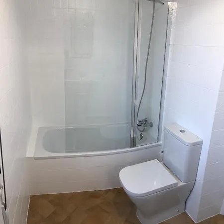 La Casita De El Montan Baja 4* Avilés